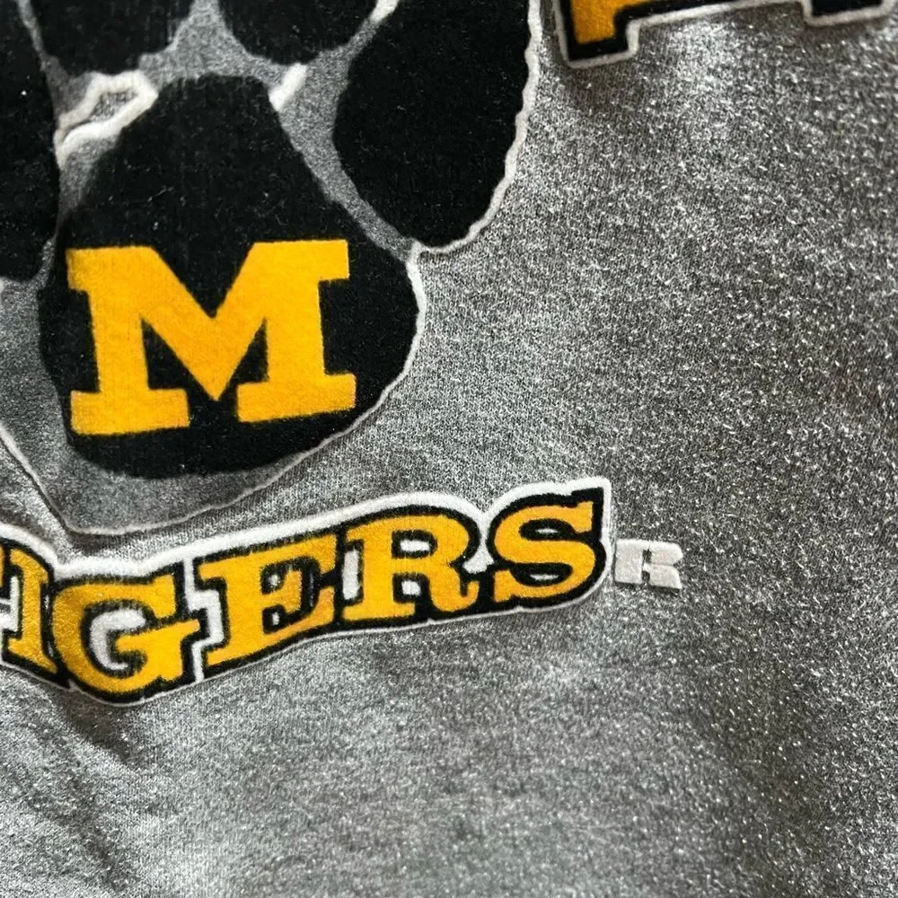 Vintage Russell Athletic 90s Missouri Tigers Crewneck Sweatshirt XL
